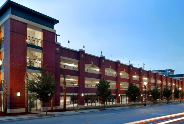 Exterior photo of Jacksonville Municipal Garage.